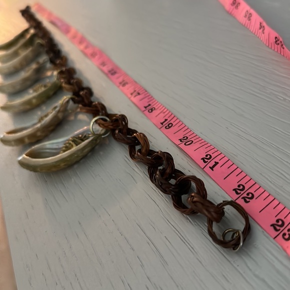 Vintage abalone shell necklace - Picture 5 of 9